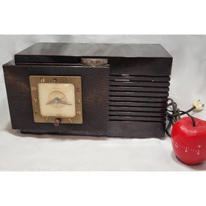 1948 Telechron Clock AM Radio Combo Model 8H67 Art Deco Brown (Retrofitted READ)